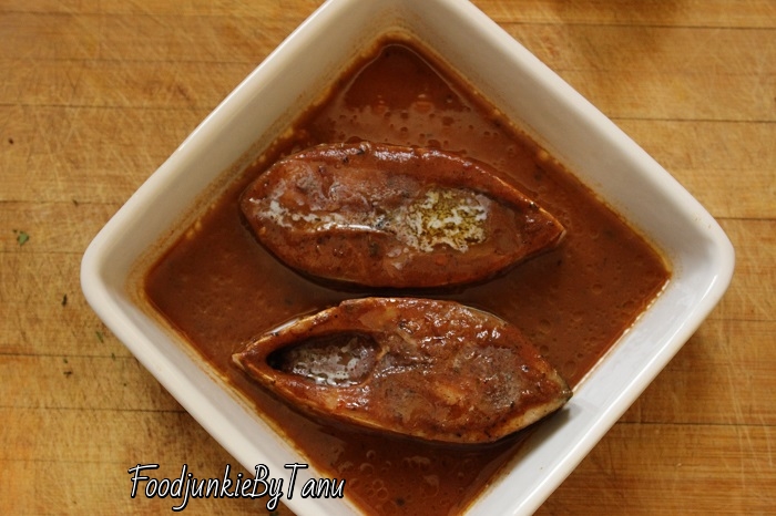 Bengali fish recipe using Illish maachh 