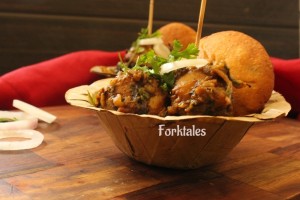 Bengali green pea kachori and dum aloo