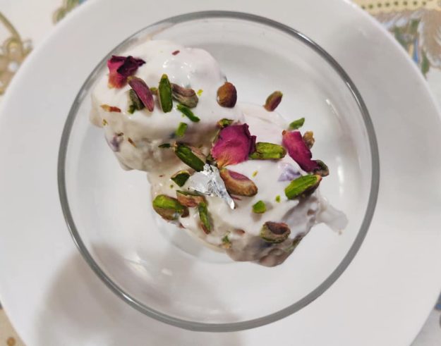 Raktachandana and rose frozen yogurt
